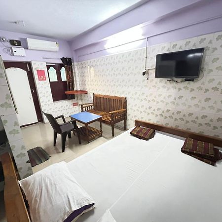 Meera Lodge Chidambaram Dış mekan fotoğraf